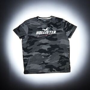 Hollister Black and Gray Camo Tee